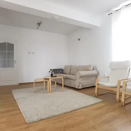 Casa Reds Ramnicu Valcea