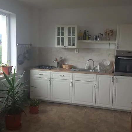Casa Reds * Ramnicu Valcea